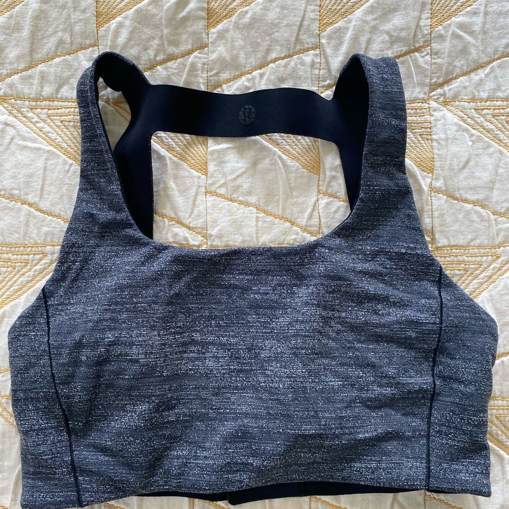 Lululemon gray sports bra